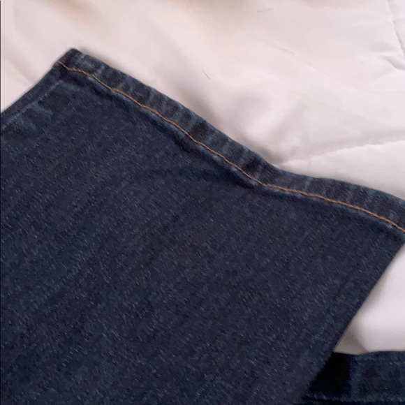 EUC White House Black Market Crop Jeans 8 - Picture 3 of 10